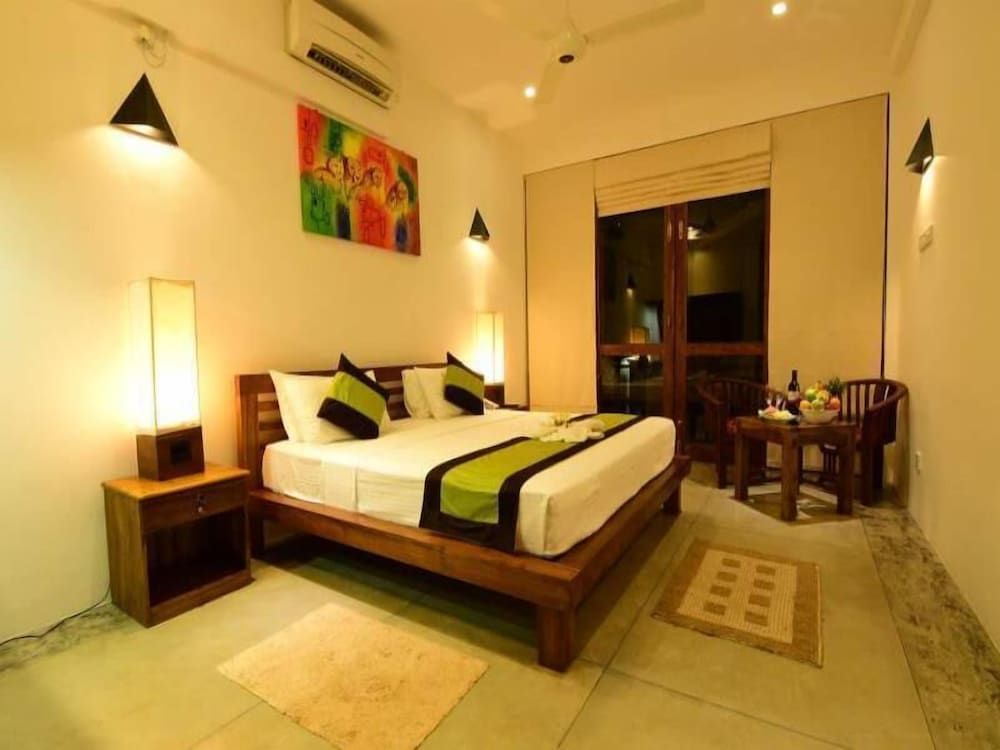 Hotel Athgira Standard Double Room 5