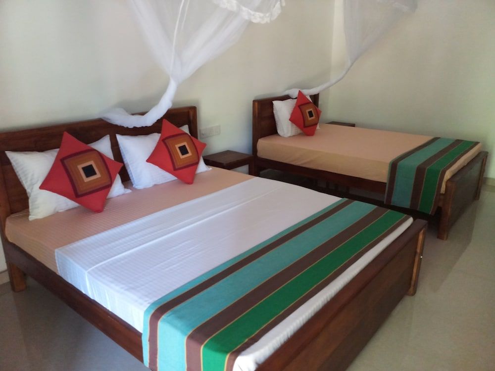 Max Safari Villa Deluxe Triple Room, 3 Bedrooms, Non Smoking, Garden View 2