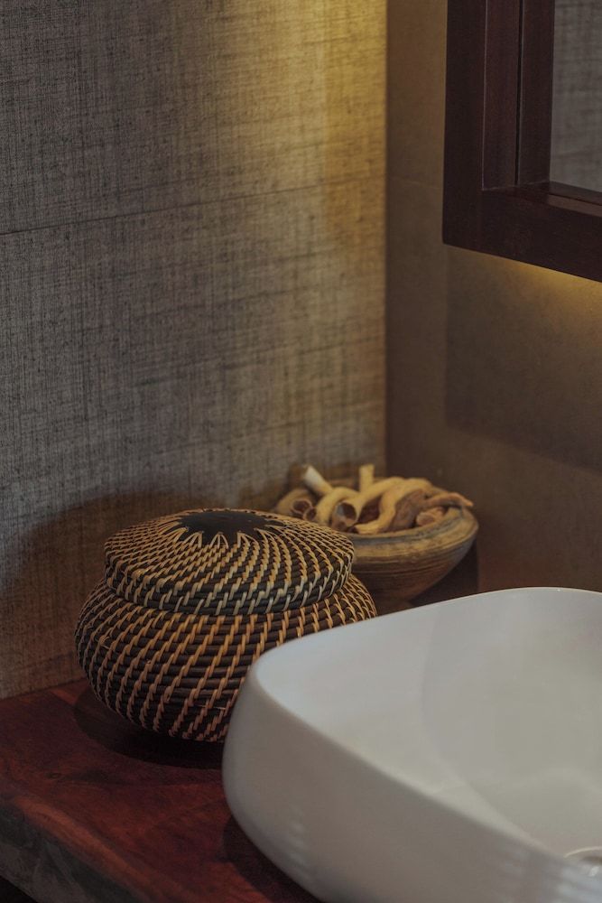 Villa Blu Standard Queen Room 7