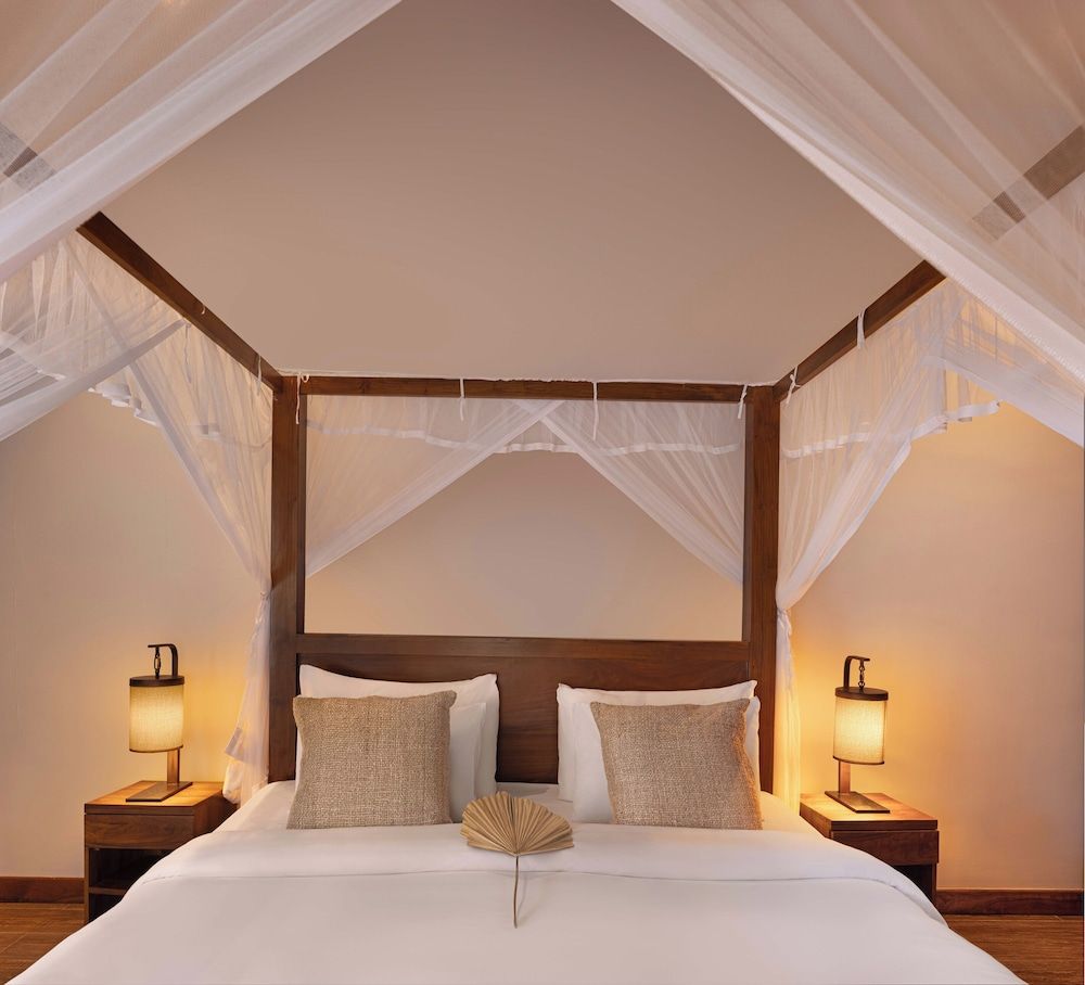 Villa Blu Standard Queen Room 2