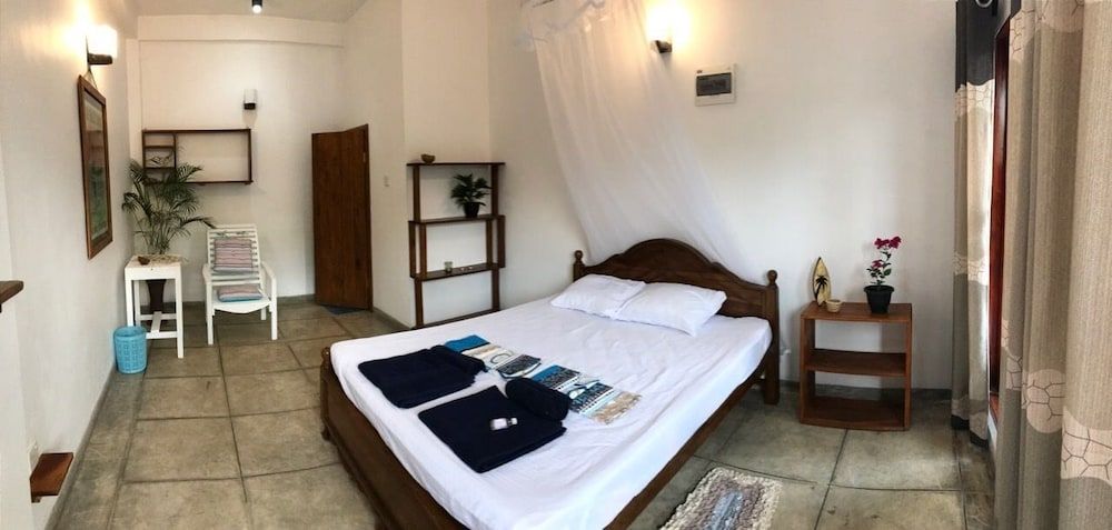 Palms Friendly House Classic Double Room, Non Smoking 2