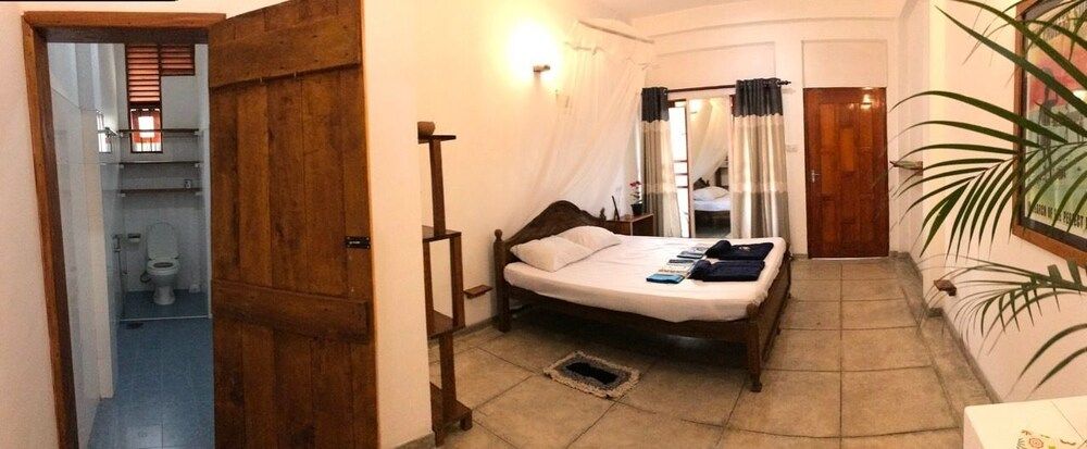 Palms Friendly House Classic Double Room, Non Smoking 6