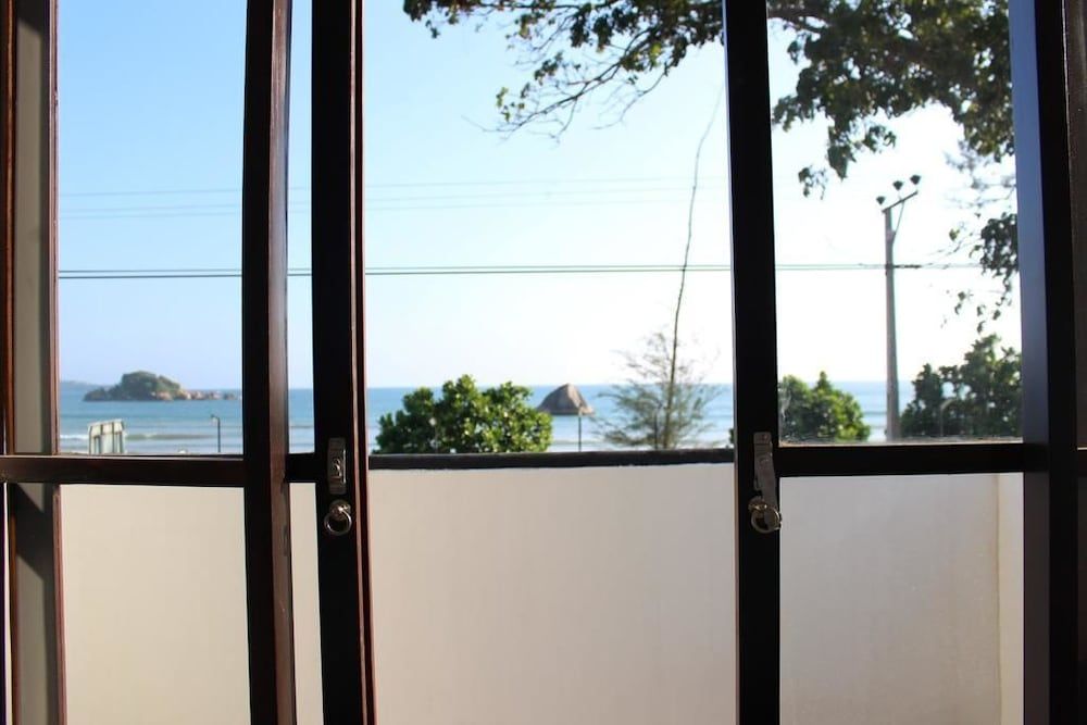 Kaori Cafe and Villa Standard Room, 2 Twin Beds, Private Bathroom 4