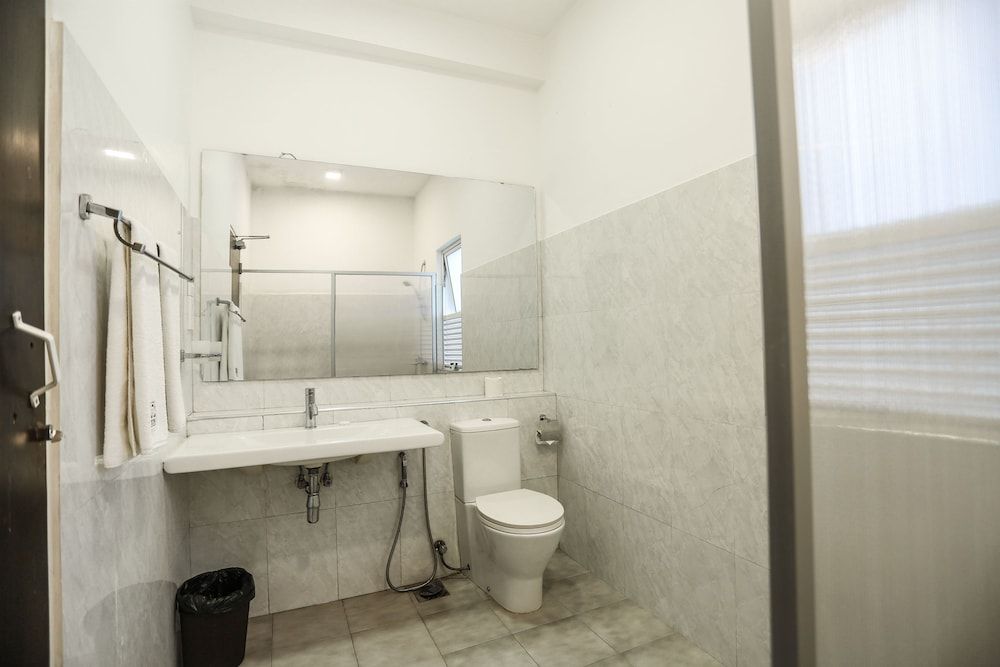 undefined Twenty Two Binaweli 9