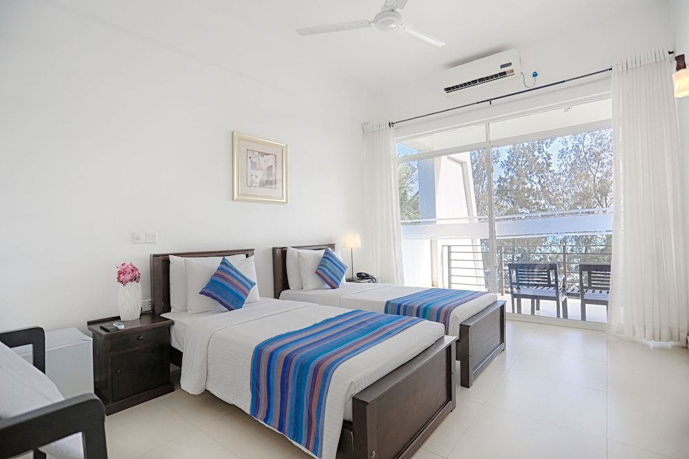 Twenty Two Binaweli Standard Double Room, 1 King Bed, Non Smoking, Garden View 9