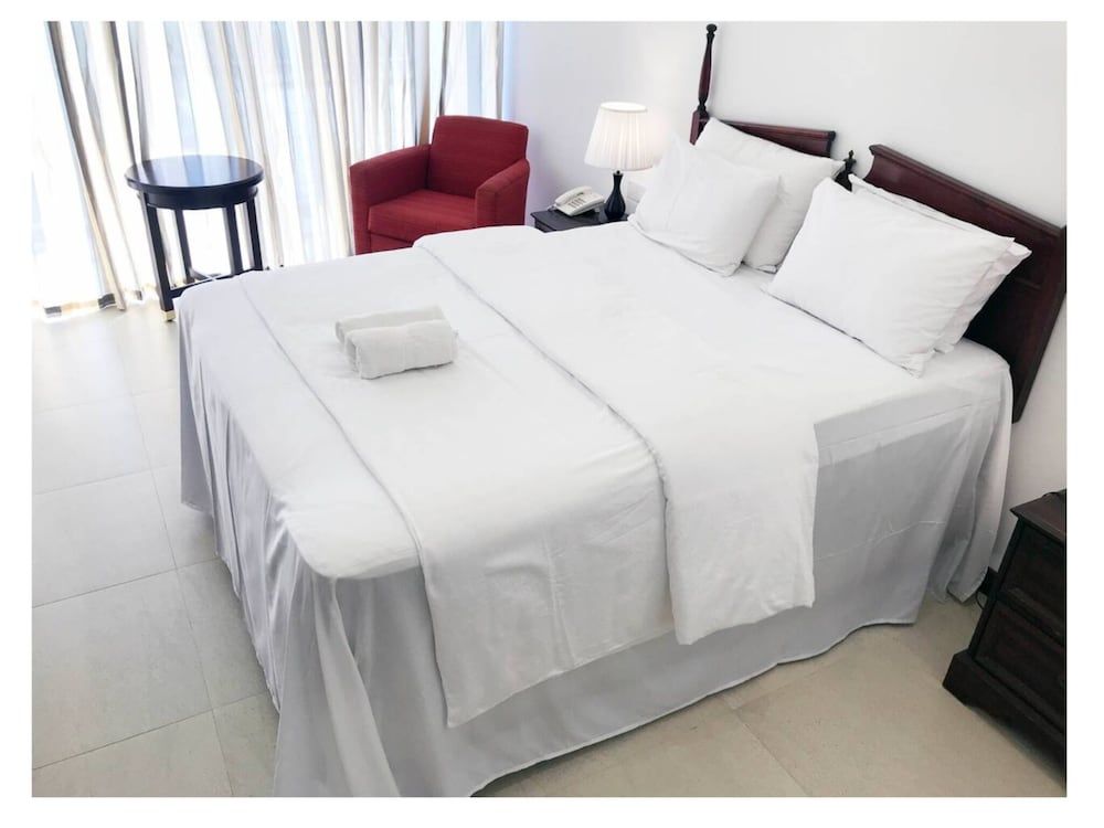 undefined Bayfront 3