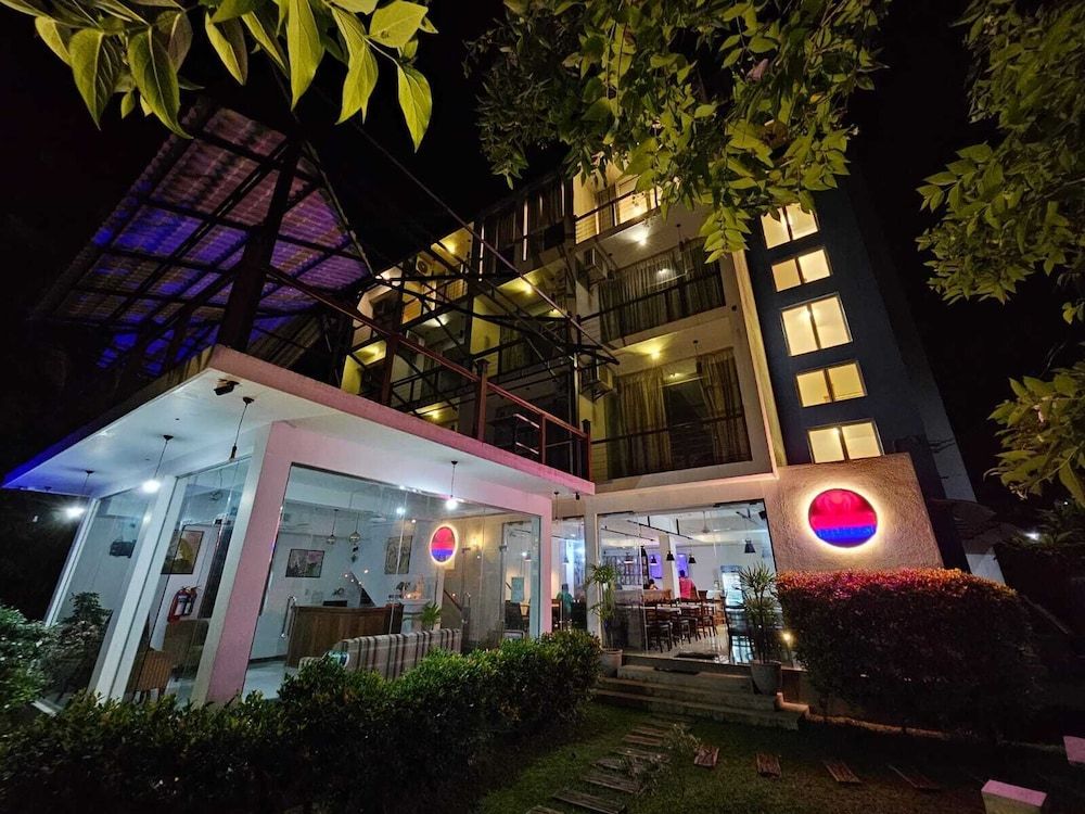 undefined Bayfront 5