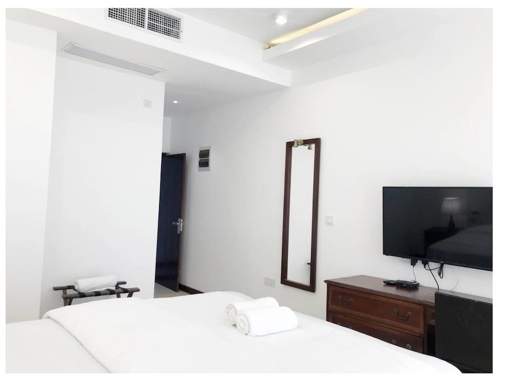 Bayfront Deluxe Room 26