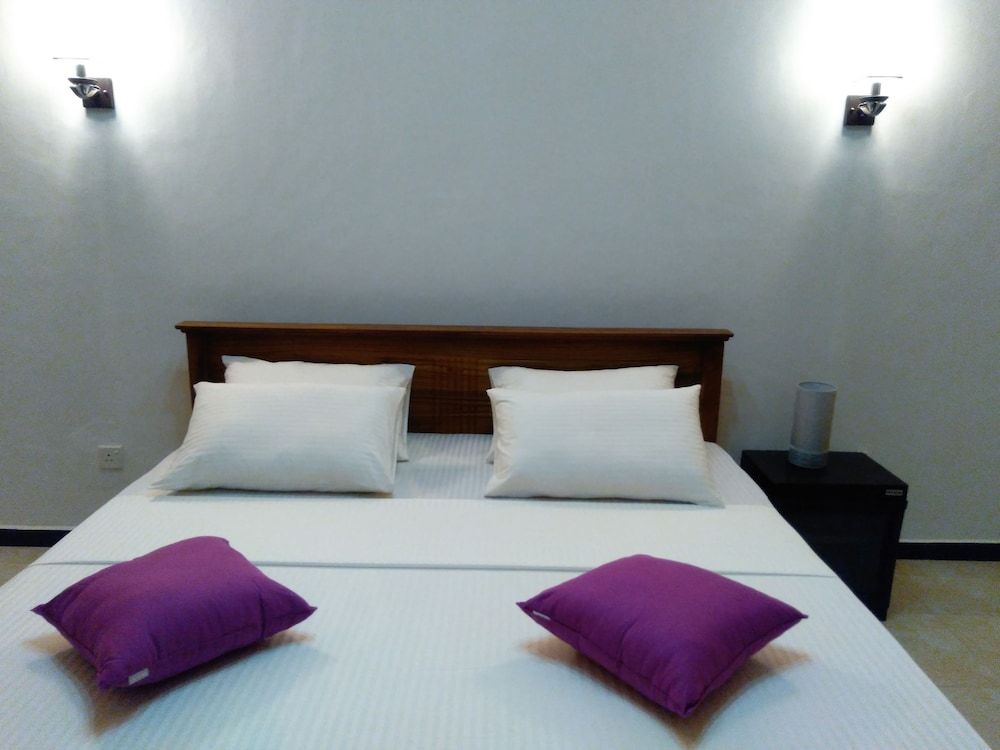 undefined Home Green Villa 10