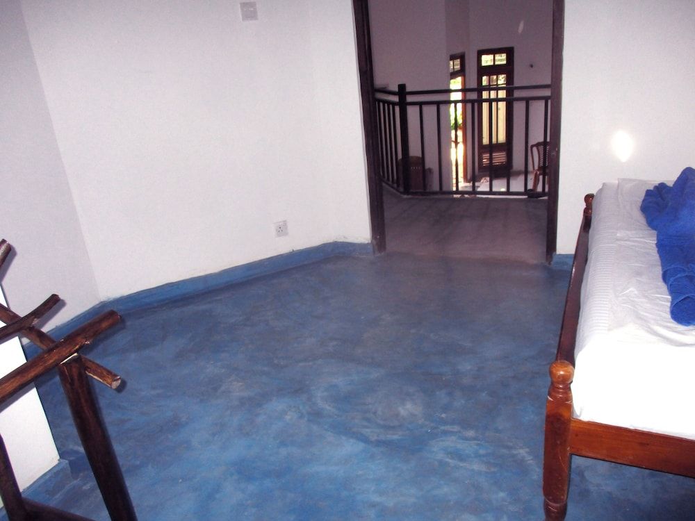 undefined Summer Breeze Weligama 8