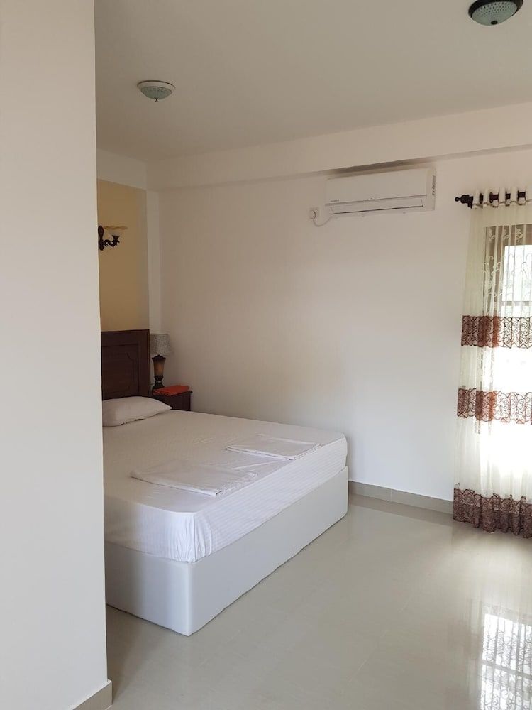 undefined Illamperuma Leisure