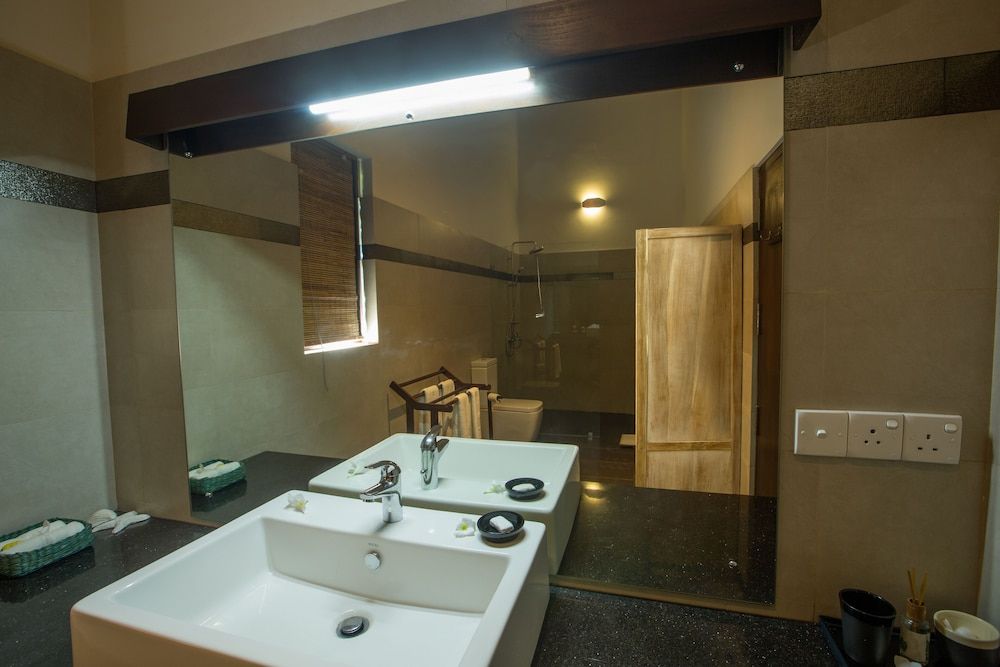 Parangi Weligama Bay Family Double Room, Garden View 4