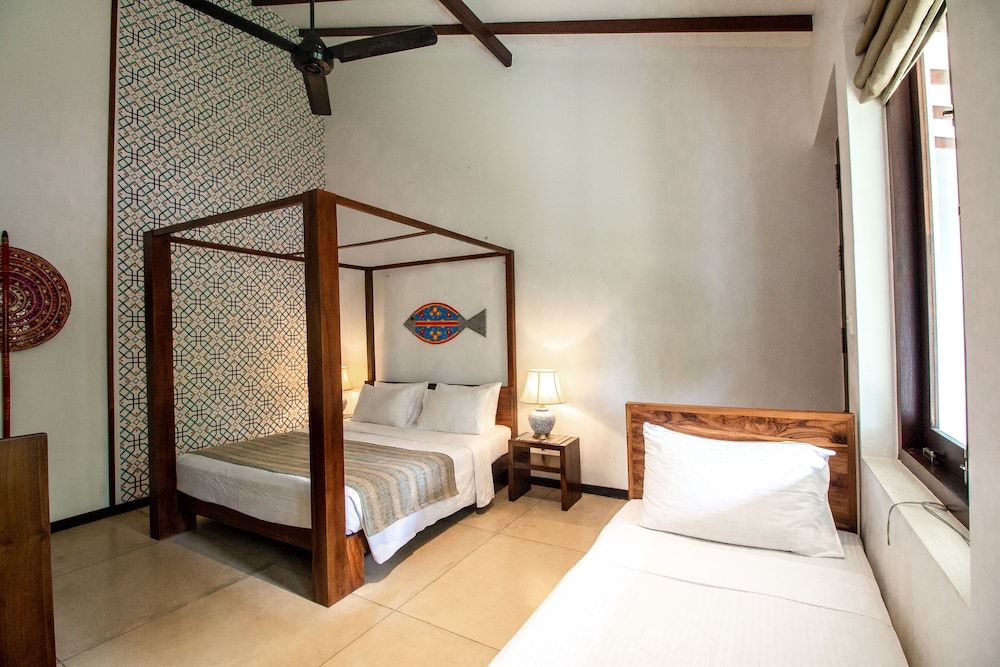 undefined Parangi Weligama Bay 2