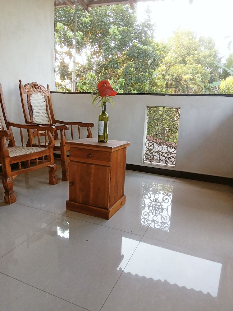 undefined Charming 2-bed Apartment in Weligama 8