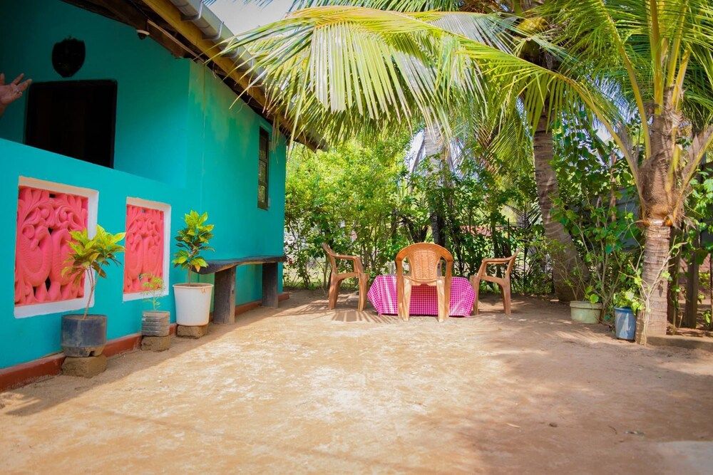 Nilaveli Beach Inn Two Bedrooms House 6