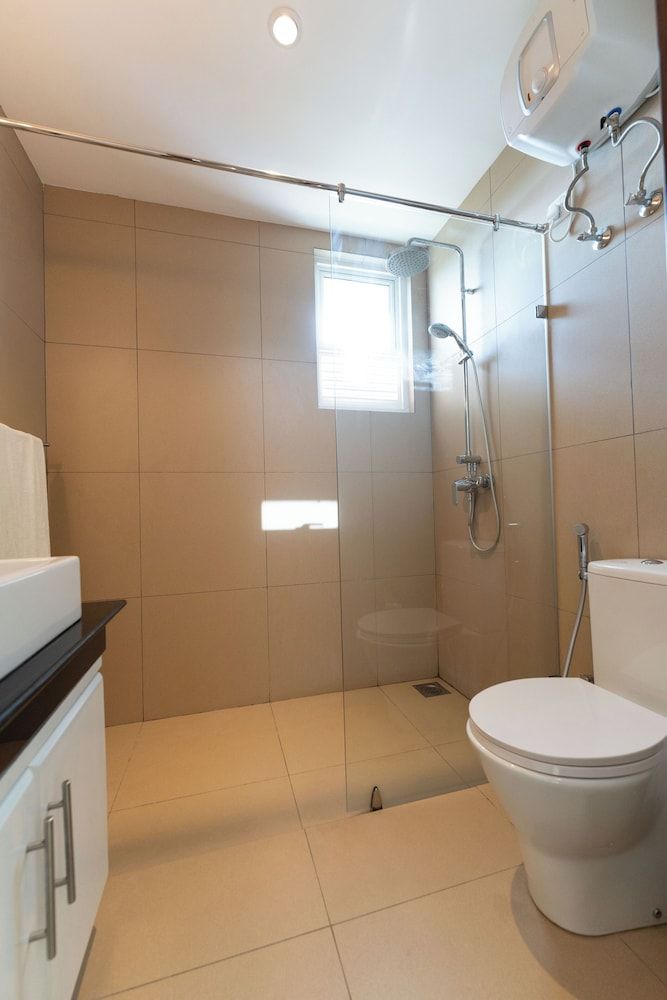 Oceanfront Nilaveli by ICC Deluxe Apartment, 2 Bedrooms, Oceanfront 5