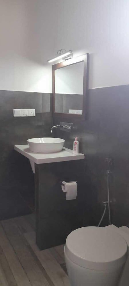 Namaste Nilaveli Standard Double Room 14