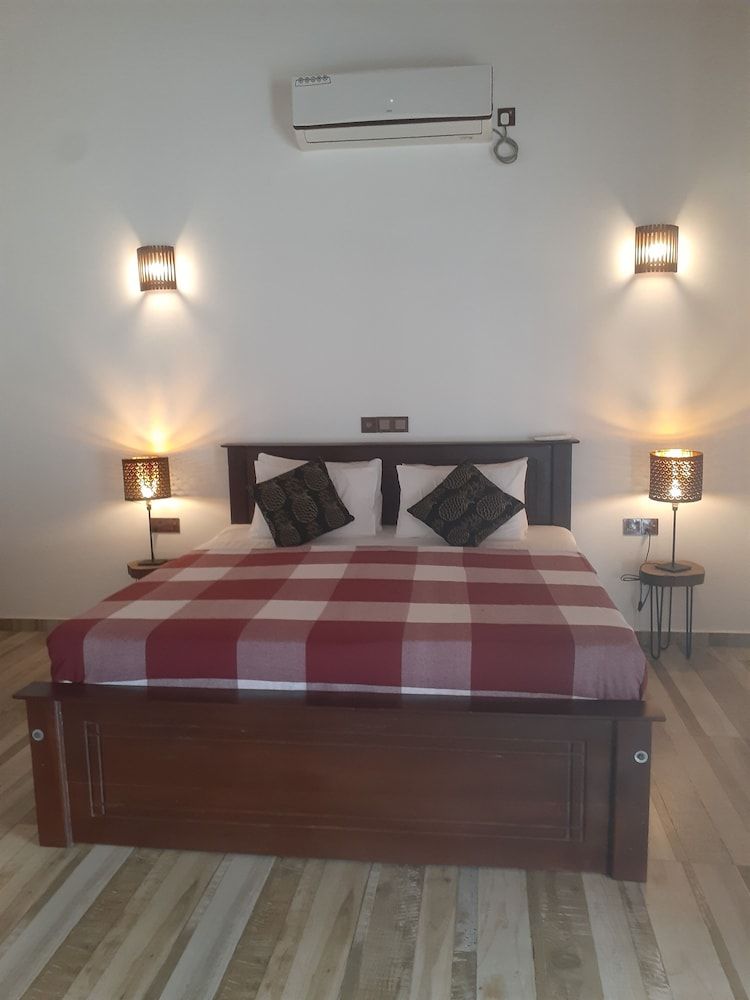 Namaste Nilaveli Standard Double Room 4