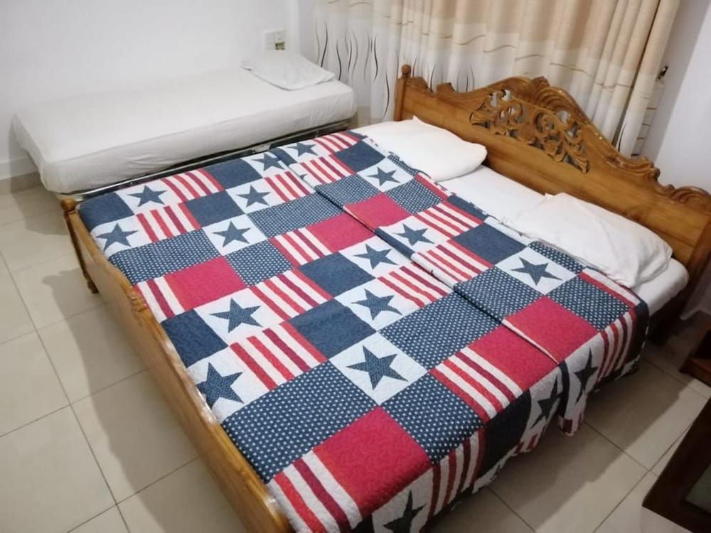 Chef Guru Hotels Basic Double Room, Multiple Beds, Mountain View 3