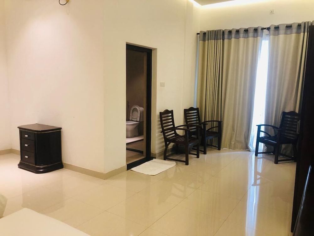 Avasta Resort Standard Triple Room 3