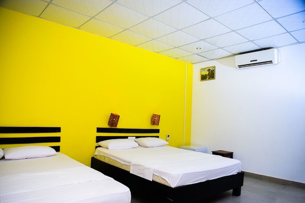 Deluxe Chalet, 1 King Bed, Pool View