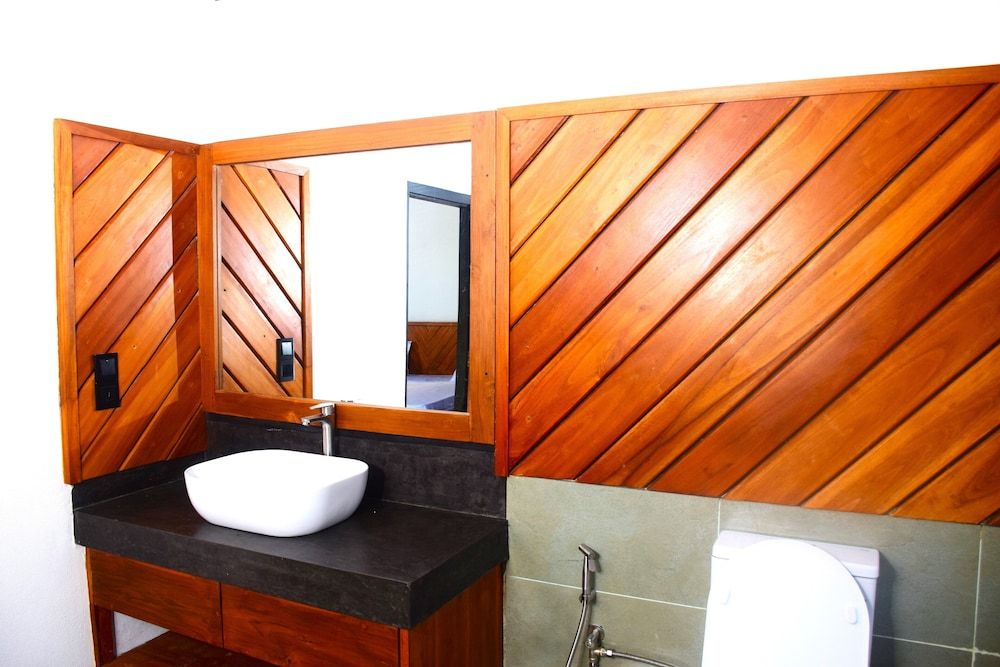 Mango Tree Villa Bentota Exclusive Room 4