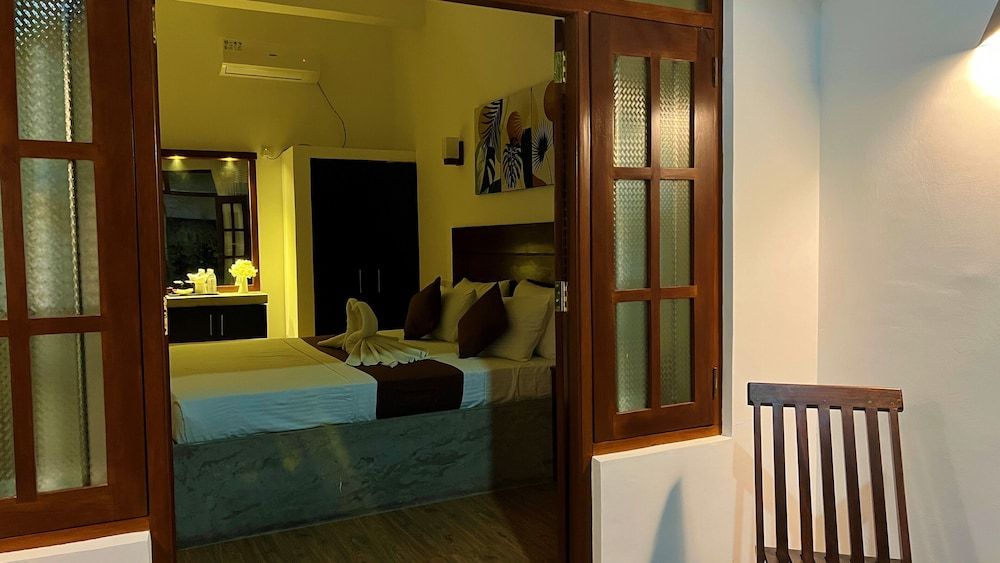 Sea Pink Residence Bentota Apartment, 2 Bedrooms, Accessible, Smoking 16