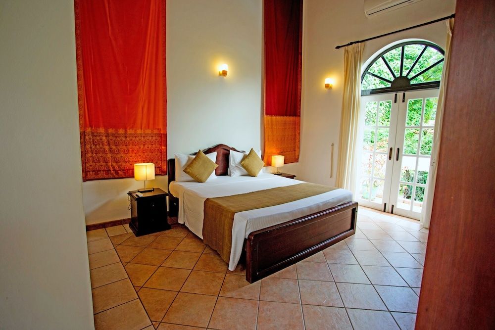 Deluxe Double Room, 1 Queen Bed, Garden View