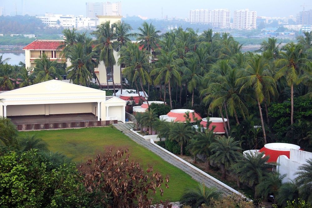 Green Coconut Resort