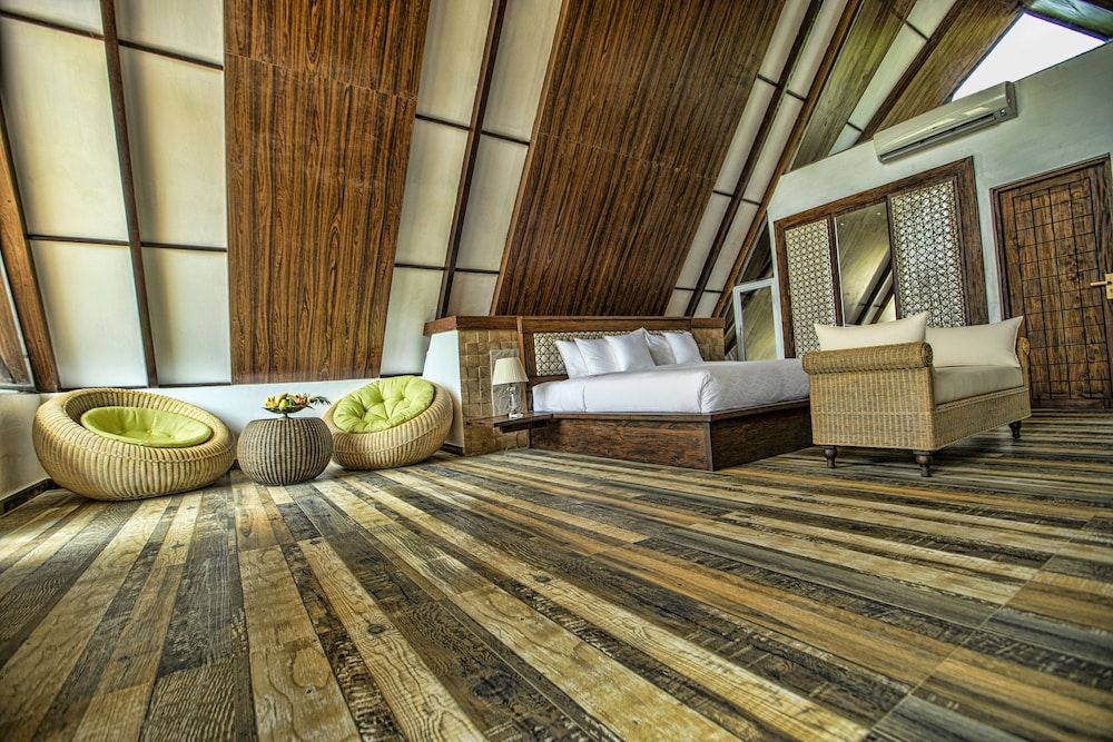 Liyya Water Villas Superior Room 9