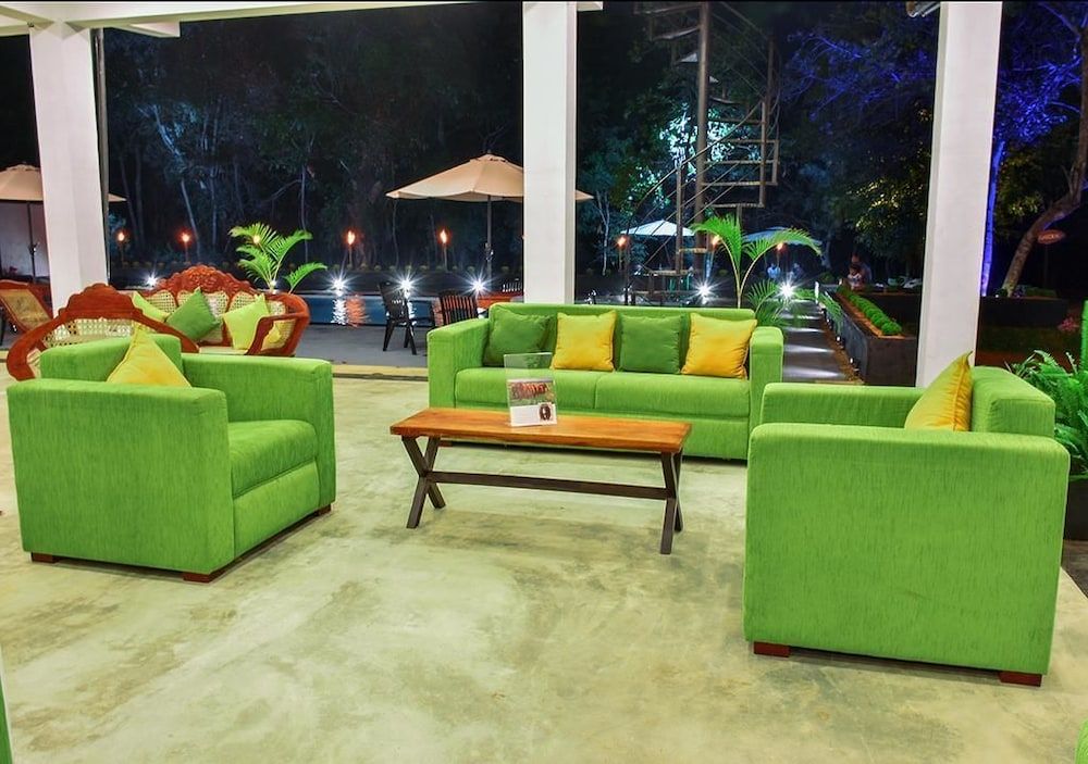 undefined La'vish Resort 9