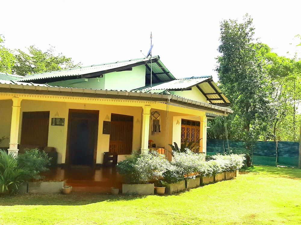 undefined priya homestay kandalama 2