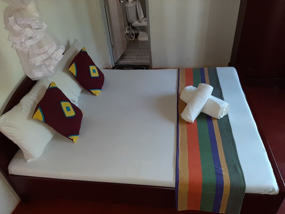 undefined priya homestay kandalama 7