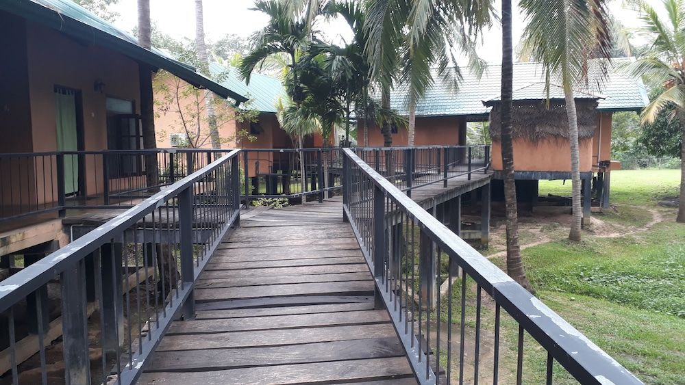 undefined Isiwara Paura Ayurvedic lodge 2