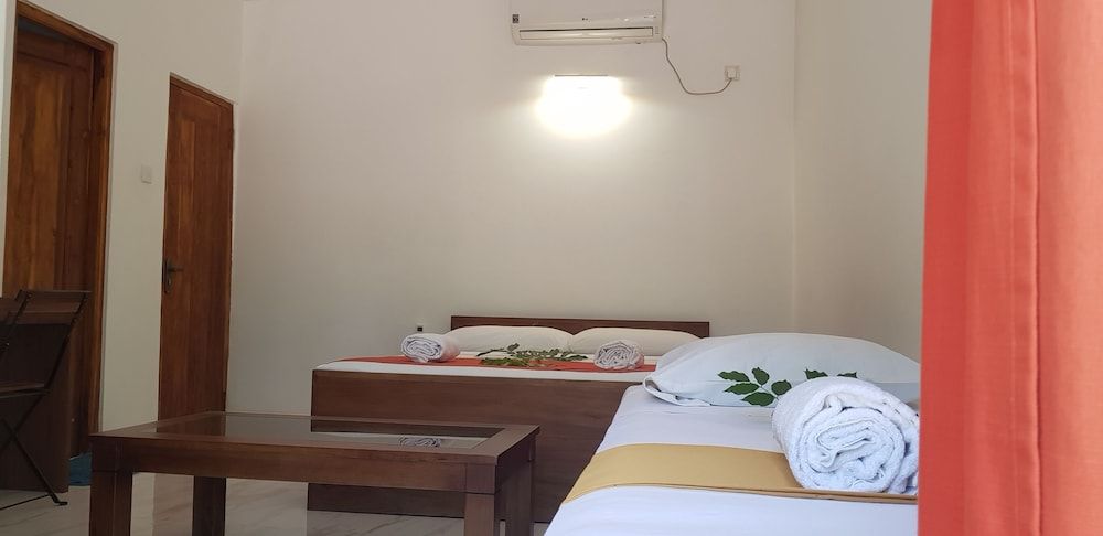 undefined The Calm Cabana 6