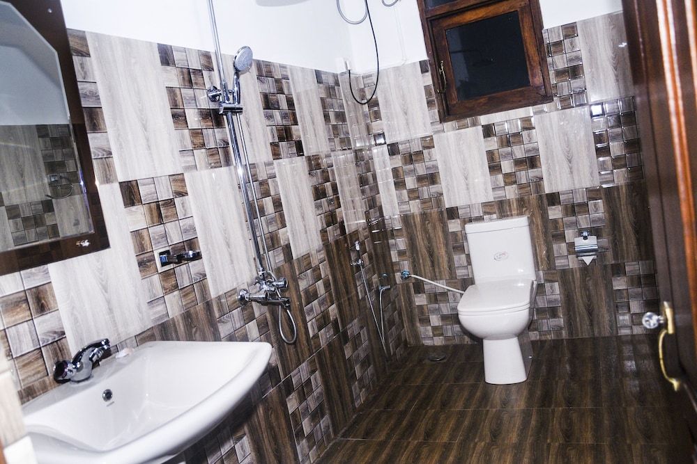 Thammanna Eco Cabins Deluxe Triple Villa 4