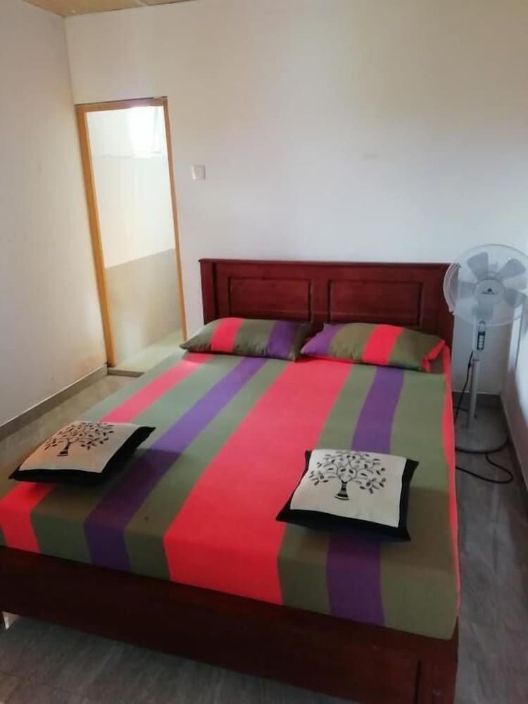 Hotel New Eye Economy Room (Non AC) 2