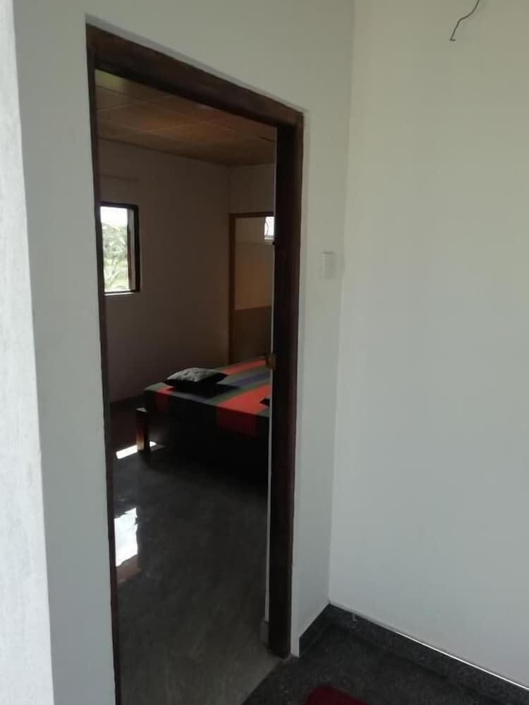 Hotel New Eye Economy Room (Non AC) 3