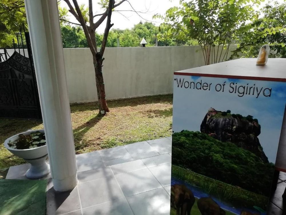 undefined Hotel New Eye 5