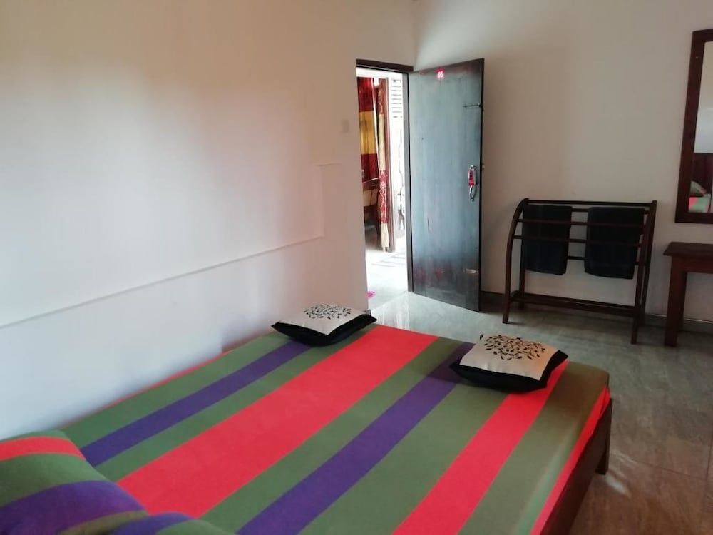 undefined Hotel New Eye 3