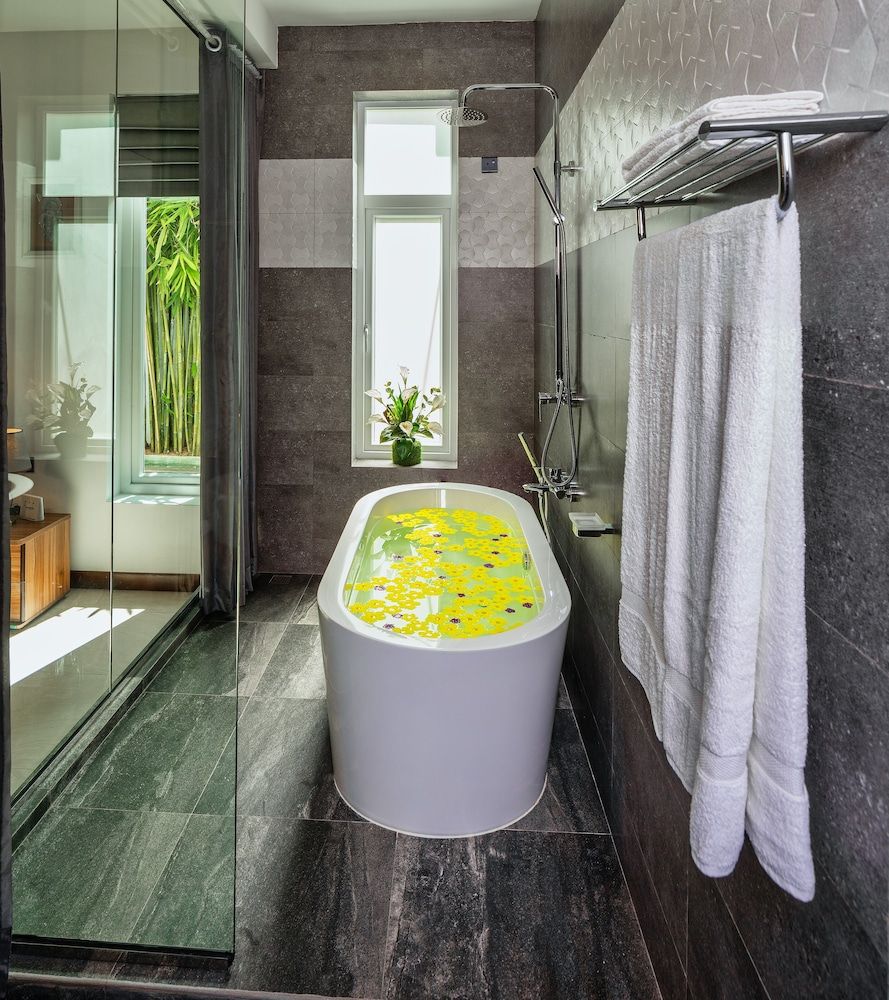 The Palace by Ocean Luxury Double Room 6