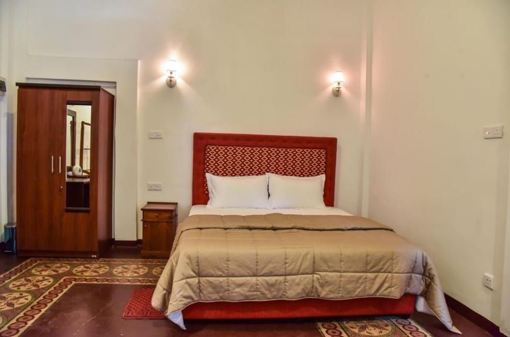 Deluxe Quadruple Room, Multiple Beds, Non Smoking
