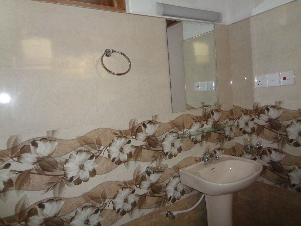 Jungle View Guest Triple Room with Air-con 12