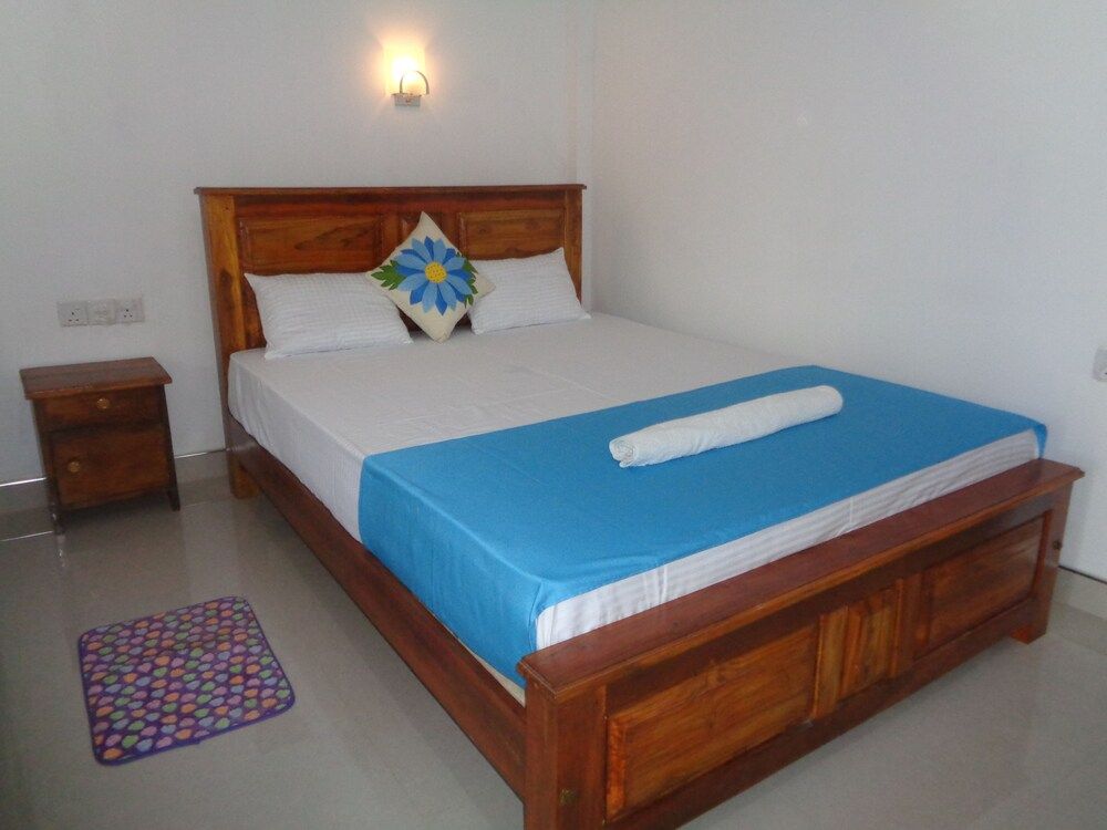 Jungle View Guest Triple Room with Air-con 3