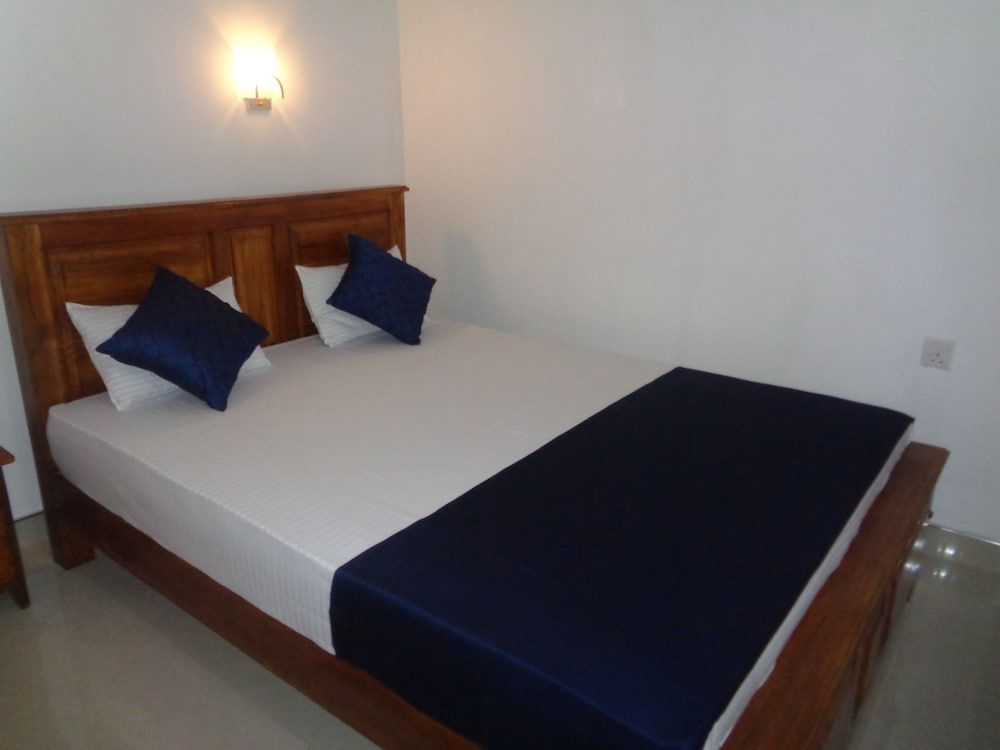 Jungle View Guest Double Room with Fan 3