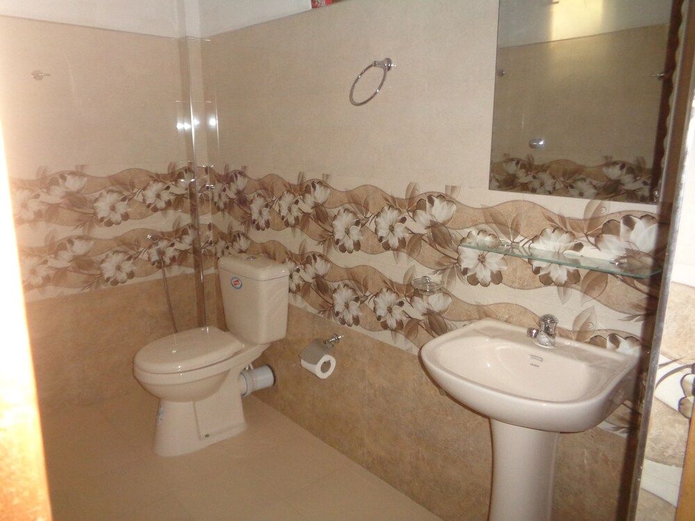 Jungle View Guest Double Room with Air-con 7