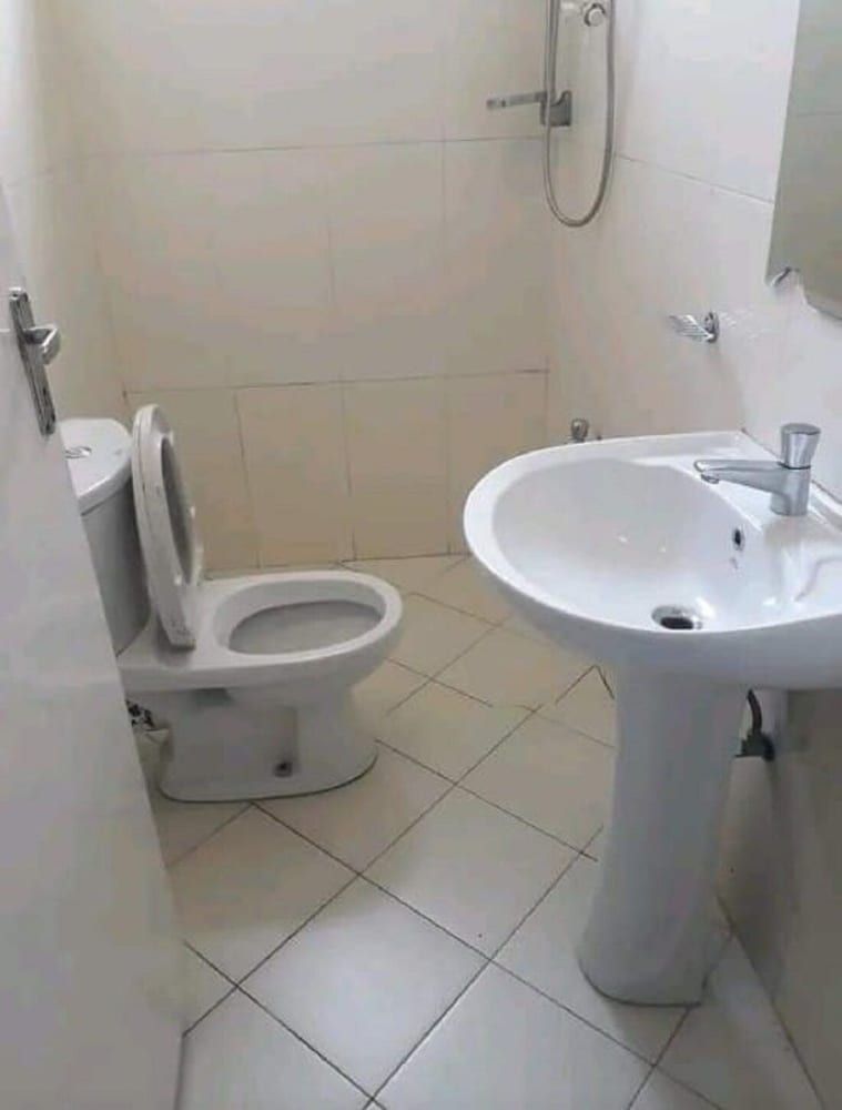 The Kandy Mount Layathraa Standard Triple Room 12