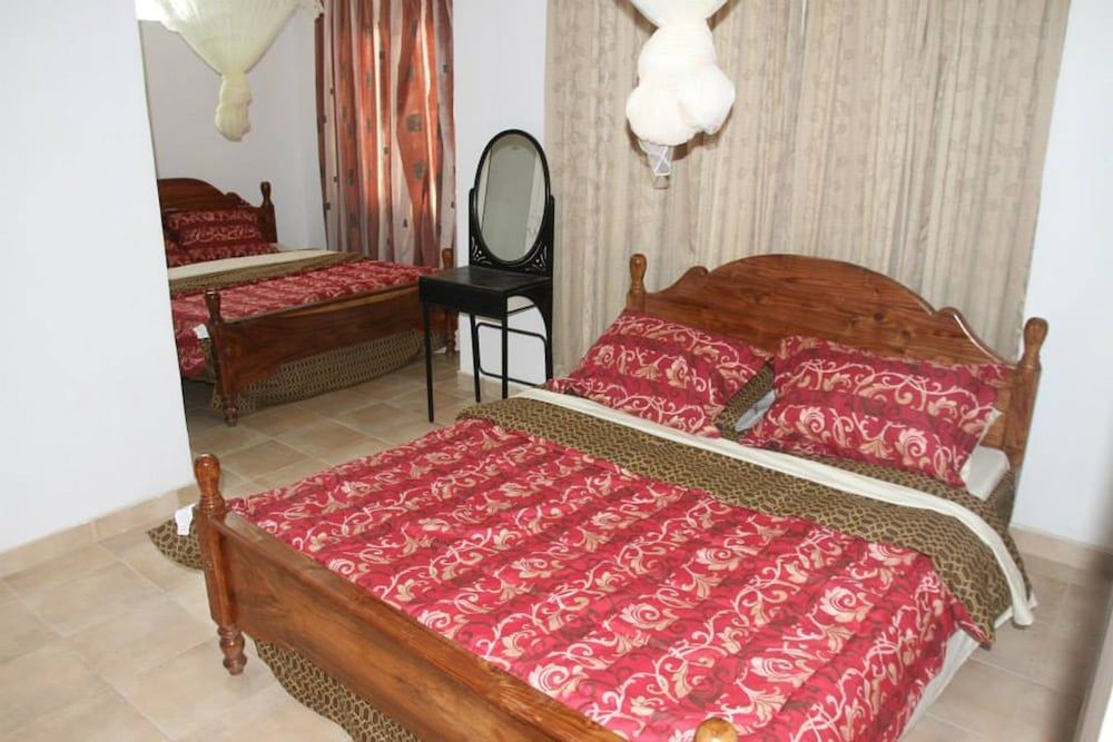 Prim Rose Hill Holiday Bungalow Comfort Bungalow, 2 Bedrooms, Mountain View 2