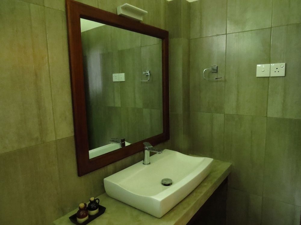 undefined McCallum Cottage 8