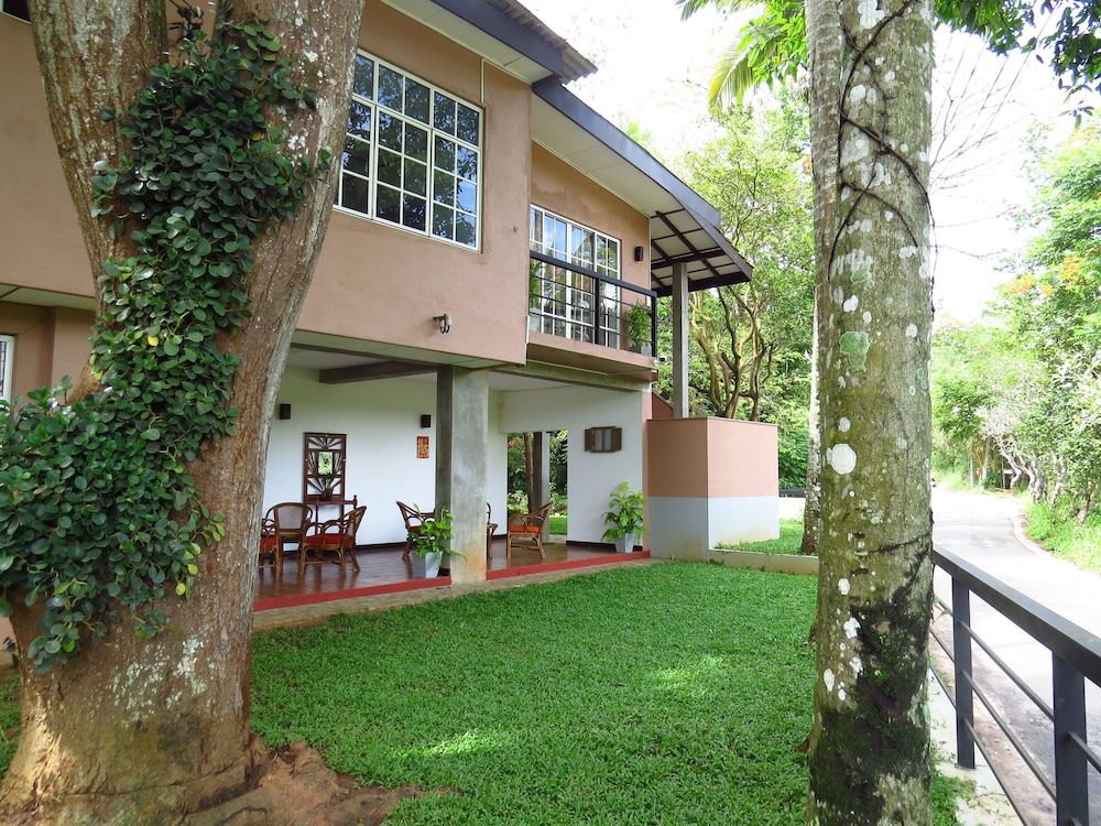 undefined McCallum Cottage